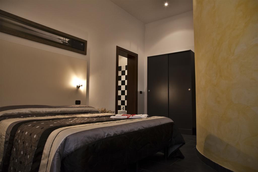 Zen Room Ferrara Luaran gambar