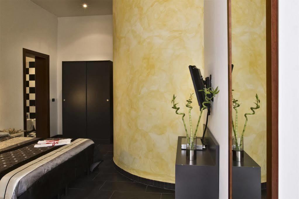 Zen Room Ferrara Luaran gambar